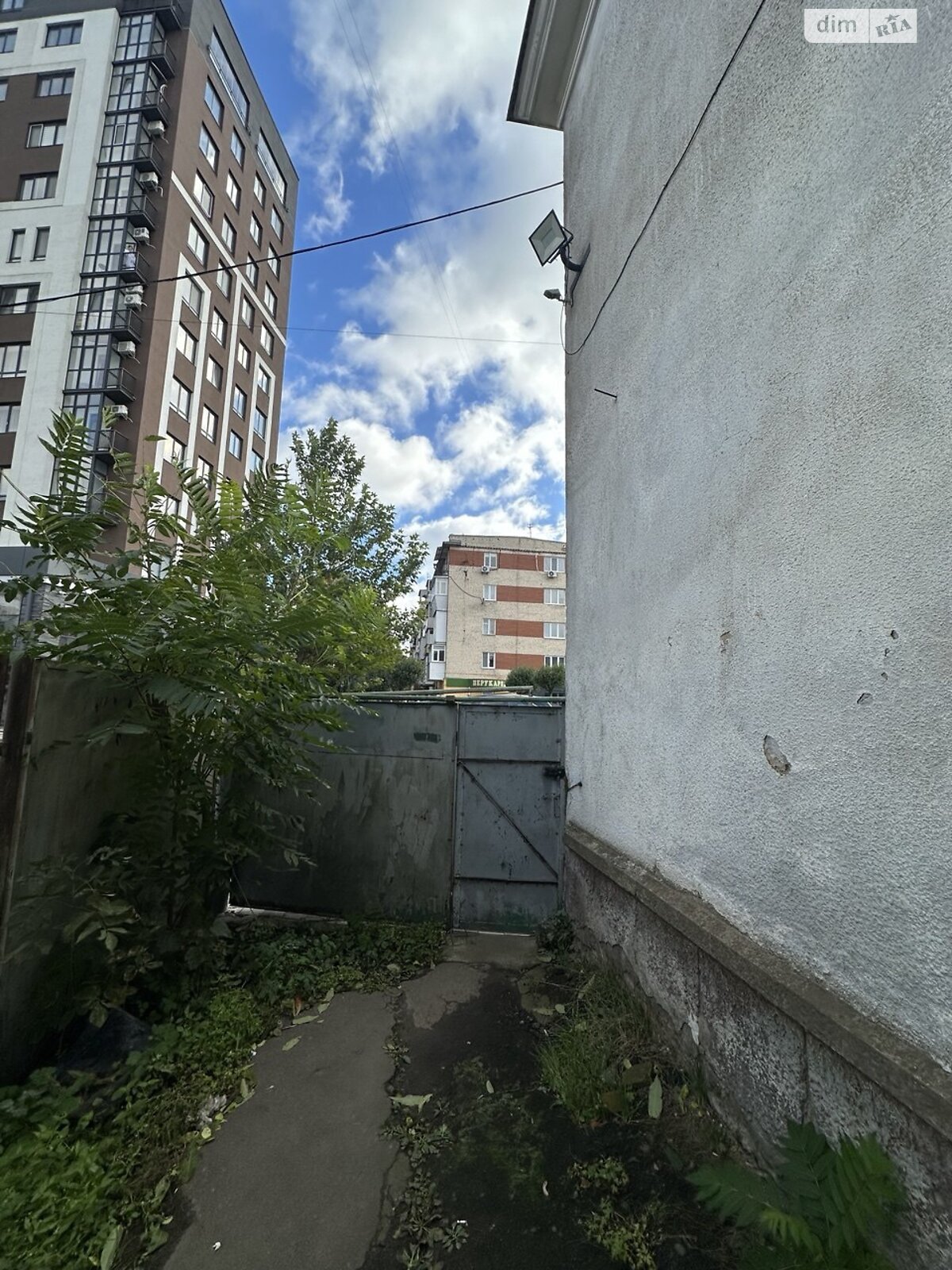 Комната в Ровно, на ул. Сагайдачного Гетьмана в районе Центр на продажу фото 1 Комната в Ровно, на ул. Сагайдачного Гетьмана в районе Центр на продажу фото 1