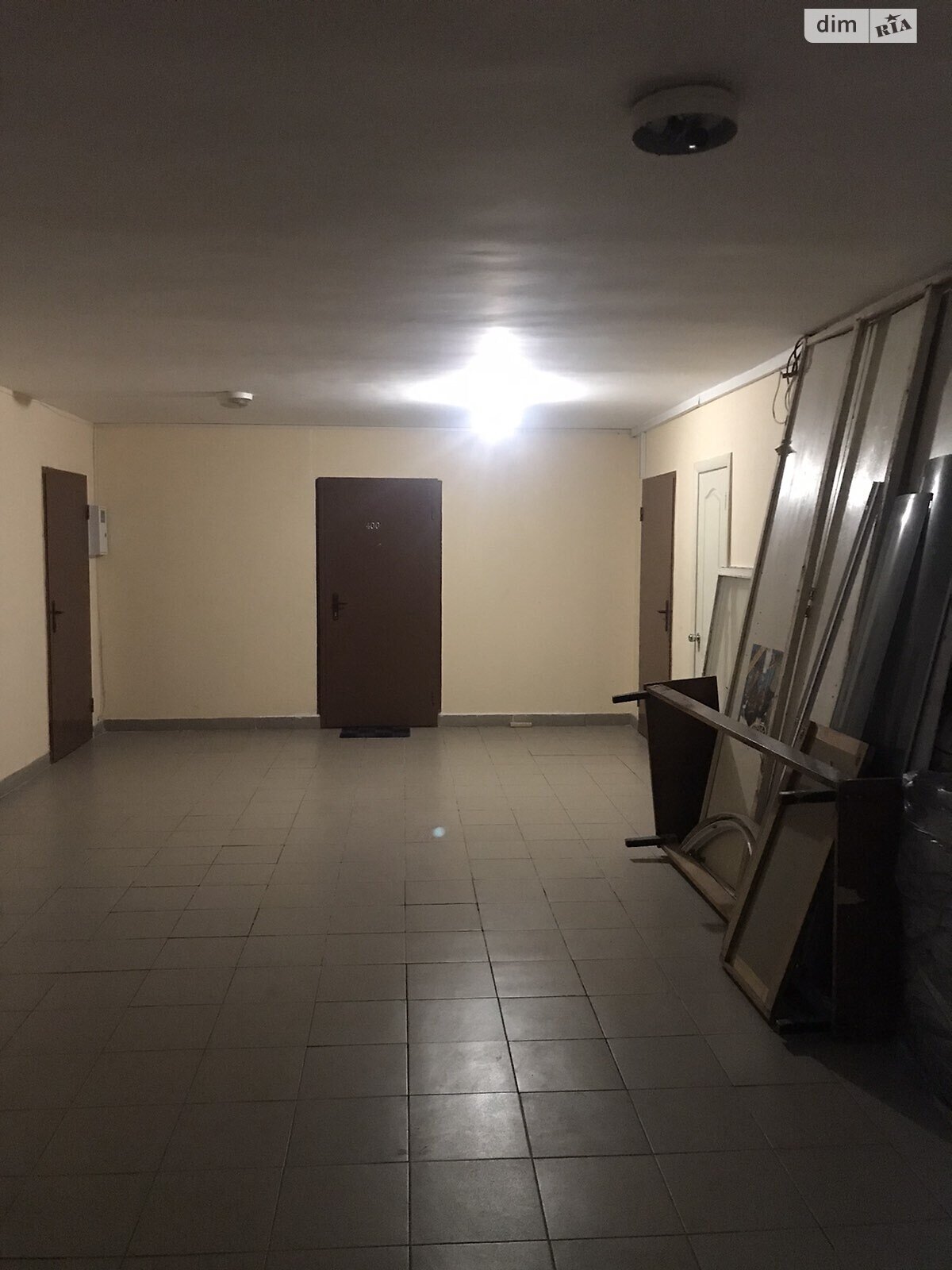 Кімната в Сумах на просп. Свободи 32, кв. 45 в районі Зарічний на продаж фото 1 Кімната в Сумах на просп. Свободи 32, кв. 45 в районі Зарічний на продаж фото 1