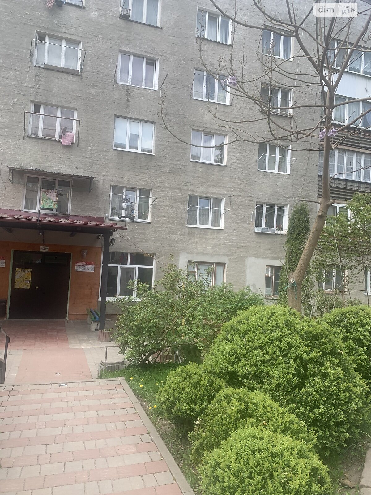 Кімната в Тернополі на вул. Патріарха Любомира Гузара в районі Бам на продаж фото 1 Кімната в Тернополі на вул. Патріарха Любомира Гузара в районі Бам на продаж фото 1