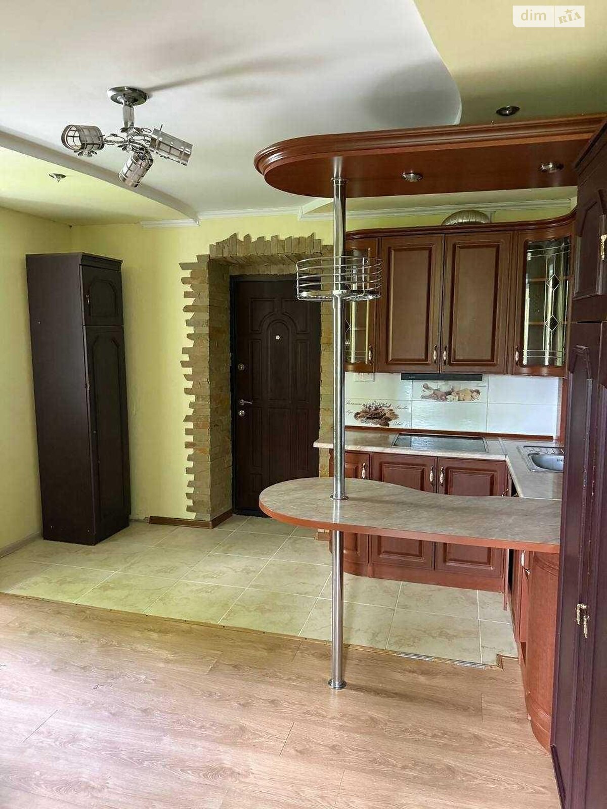 Комната в Тернополе, на ул. Кривоноса Максима в районе Дружба на продажу фото 1 Комната в Тернополе, на ул. Кривоноса Максима в районе Дружба на продажу фото 1