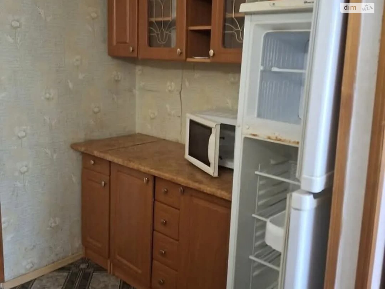 Комната в Тернополе, на ул. Збаражская 37 в районе Канада на продажу фото 1 Комната в Тернополе, на ул. Збаражская 37 в районе Канада на продажу фото 1