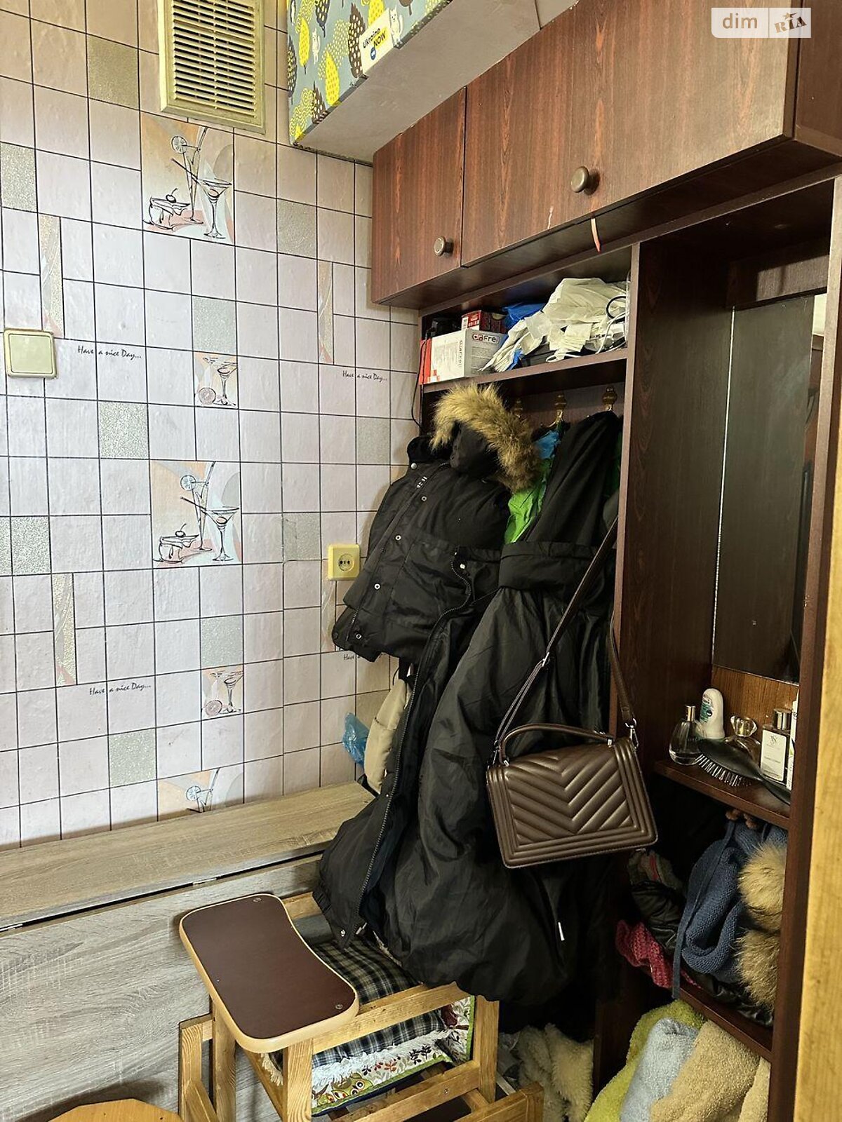 Комната в Тернополе, на ул. Збаражская в районе Старый парк на продажу фото 1 Комната в Тернополе, на ул. Збаражская в районе Старый парк на продажу фото 1