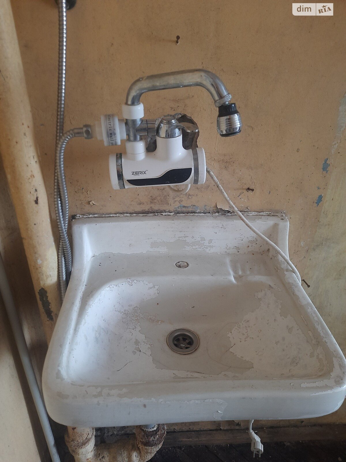 Комната в Ужгороде, на просп. Свободы в районе Свепомоц на продажу фото 1 Комната в Ужгороде, на просп. Свободы в районе Свепомоц на продажу фото 1