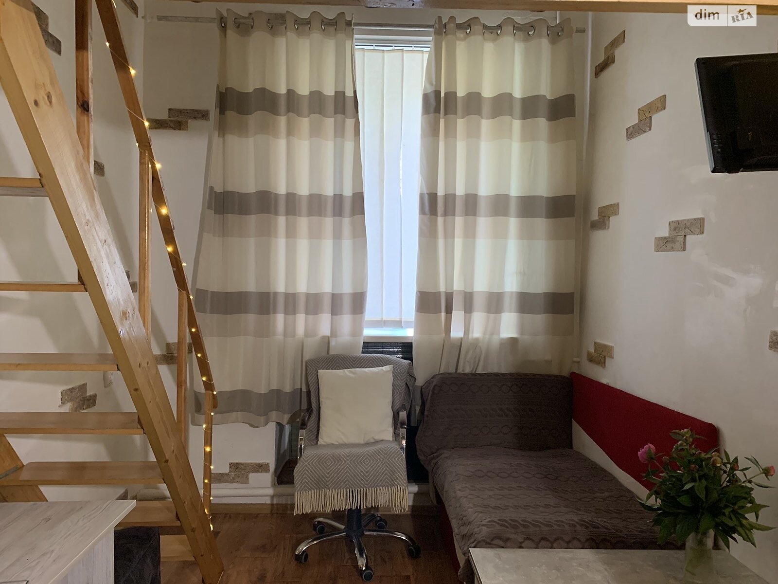 Комната в Виннице, на ул. Стрелецкая 31 в районе Ближнее замостье на продажу фото 1 Комната в Виннице, на ул. Стрелецкая 31 в районе Ближнее замостье на продажу фото 1