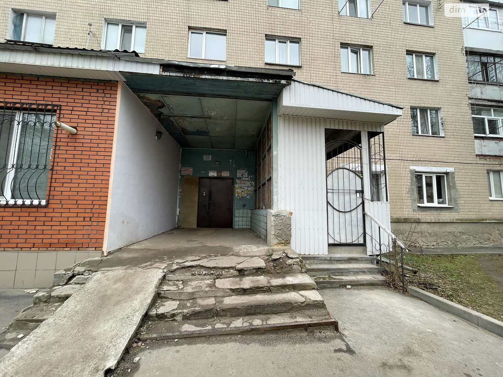 Комната в Виннице, на ул. Павла Корнелюка 24 в районе Киевская на продажу фото 1 Комната в Виннице, на ул. Павла Корнелюка 24 в районе Киевская на продажу фото 1