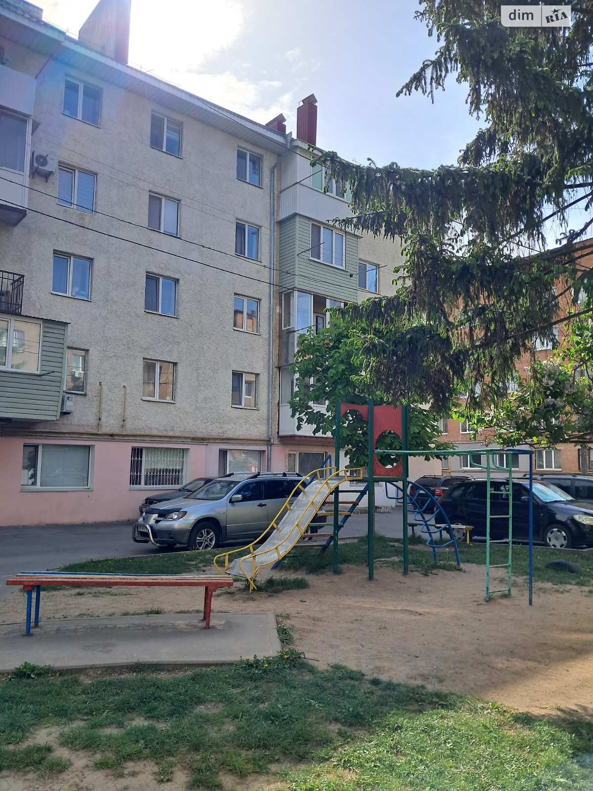 Комната в Виннице, на ул. Павла Корнелюка в районе Замостянский на продажу фото 1 Комната в Виннице, на ул. Павла Корнелюка в районе Замостянский на продажу фото 1