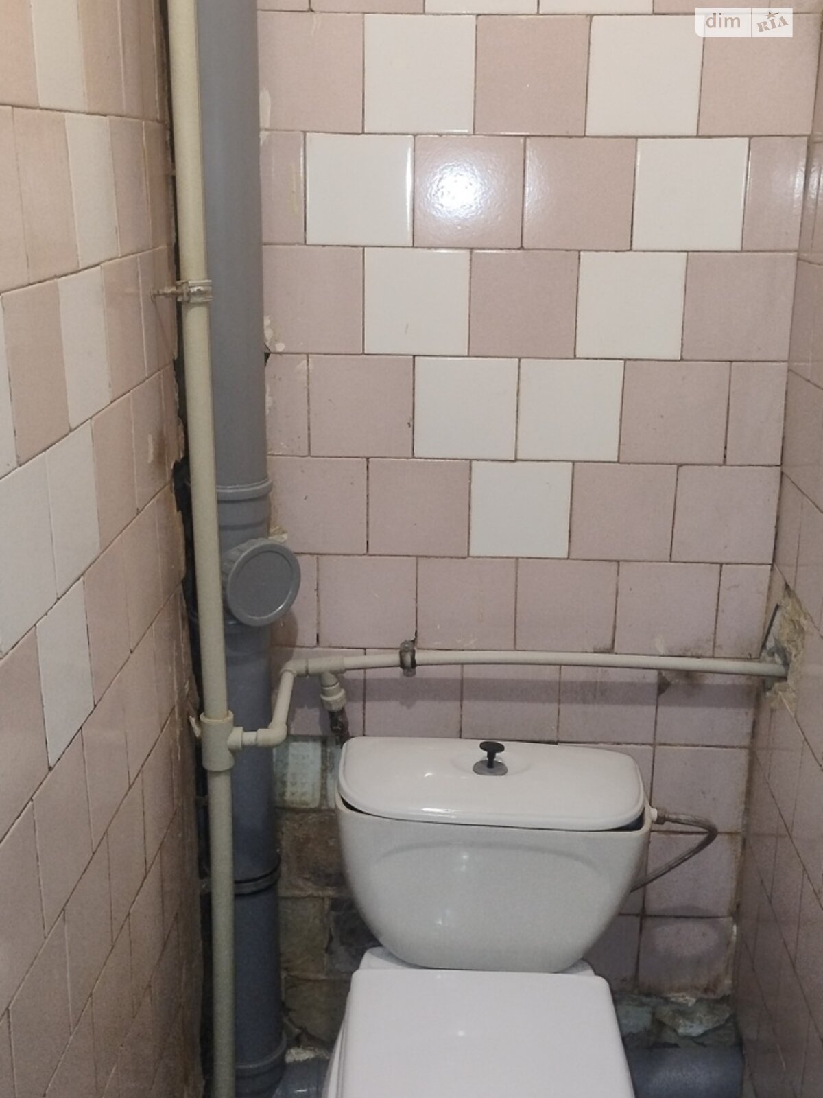 Комната в Виннице, на ул. Ляли Ратушной в районе Славянка на продажу фото 1 Комната в Виннице, на ул. Ляли Ратушной в районе Славянка на продажу фото 1
