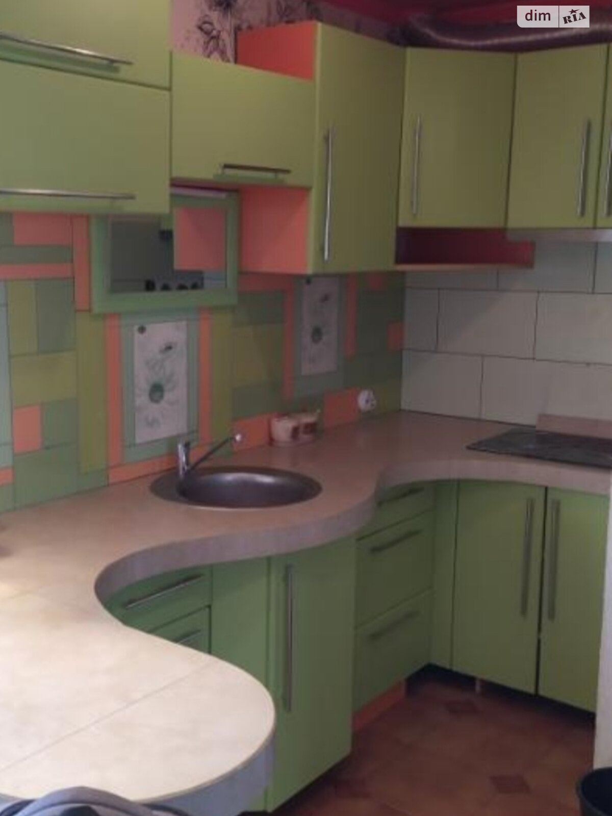 Кімната в Вінниці на вул. Лялі Ратушної 128 в районі Слов’янка на продаж фото 1 Кімната в Вінниці на вул. Лялі Ратушної 128 в районі Слов’янка на продаж фото 1