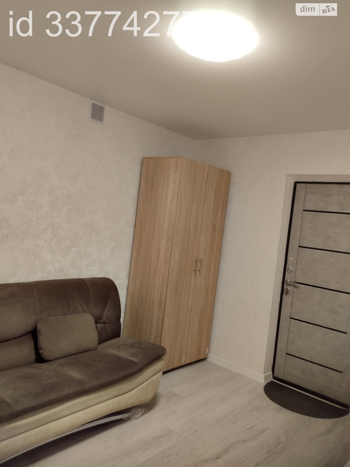 Кімната в Вінниці на вул. Лялі Ратушної 130 в районі Слов’янка на продаж фото 1 Кімната в Вінниці на вул. Лялі Ратушної 130 в районі Слов’янка на продаж фото 1