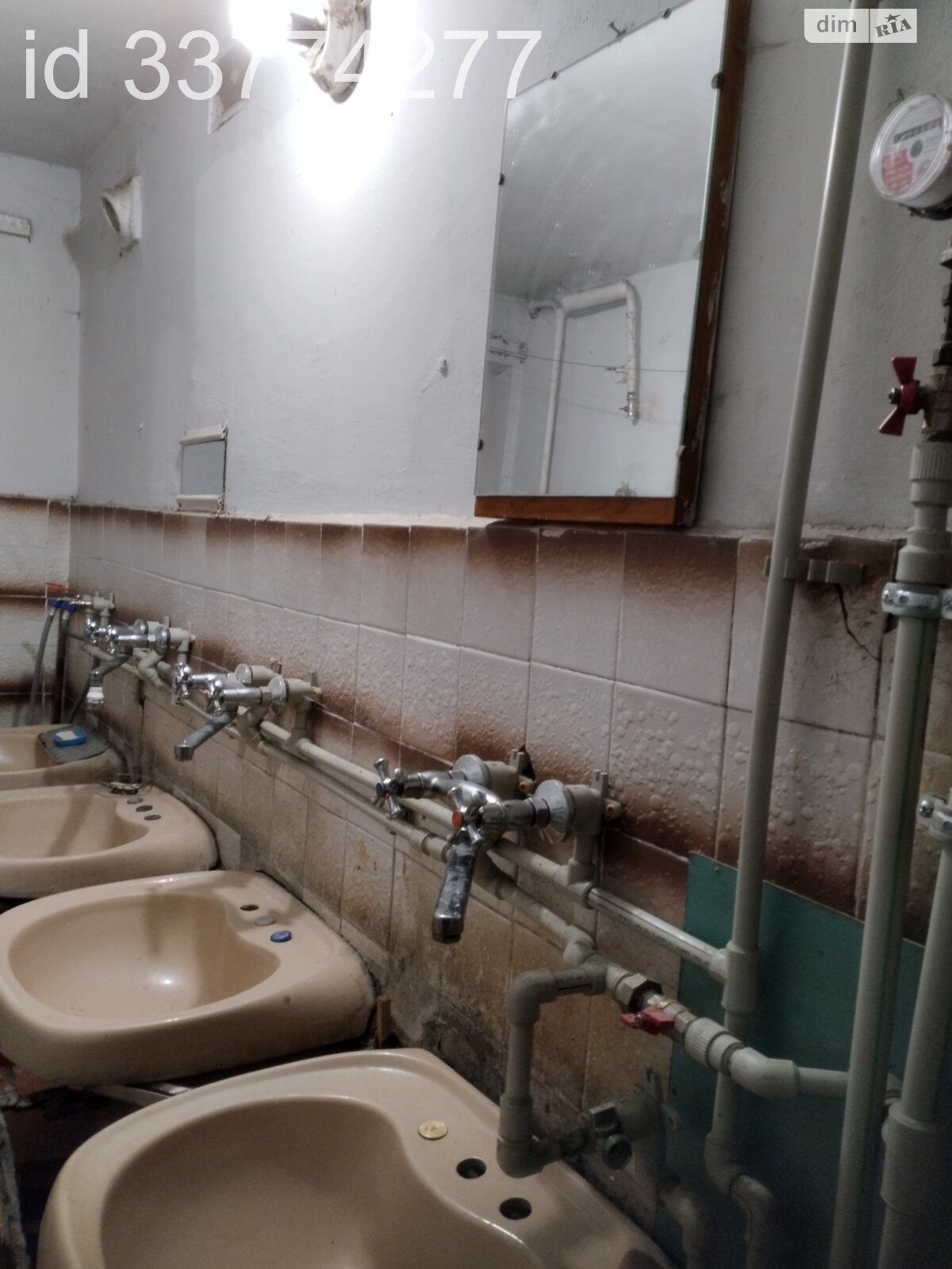 Кімната в Вінниці на вул. Лялі Ратушної 130 в районі Слов’янка на продаж фото 1 Кімната в Вінниці на вул. Лялі Ратушної 130 в районі Слов’янка на продаж фото 1