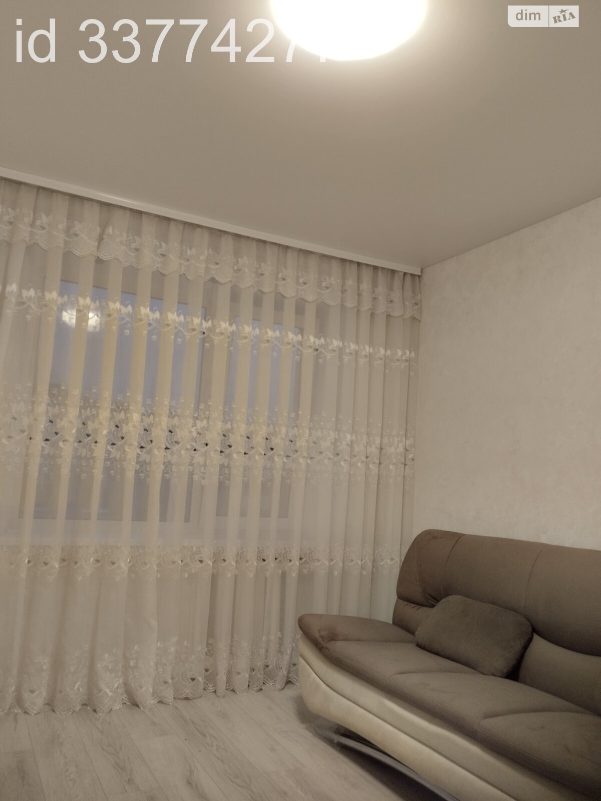 Кімната в Вінниці на вул. Лялі Ратушної 130 в районі Слов’янка на продаж фото 1 Кімната в Вінниці на вул. Лялі Ратушної 130 в районі Слов’янка на продаж фото 1