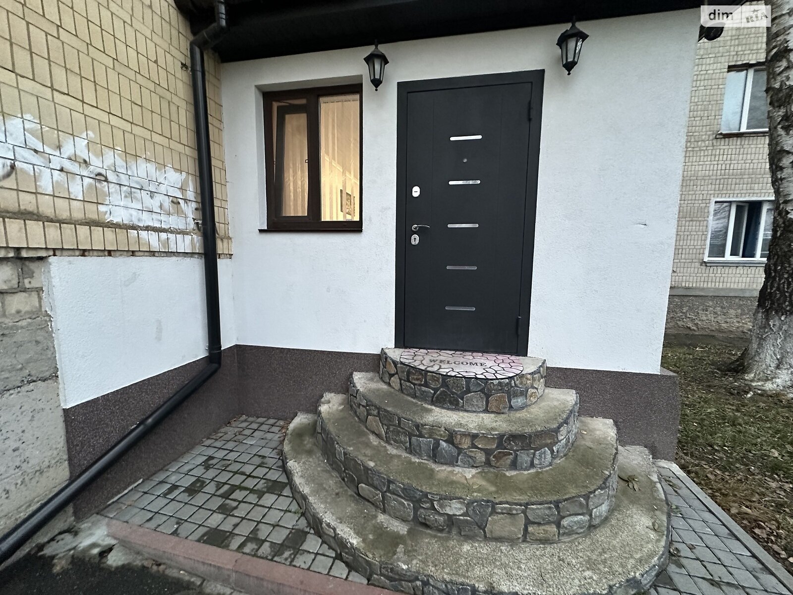 Кімната в Вінниці на вул. Лялі Ратушної 132 в районі Слов’янка на продаж фото 1 Кімната в Вінниці на вул. Лялі Ратушної 132 в районі Слов’янка на продаж фото 1