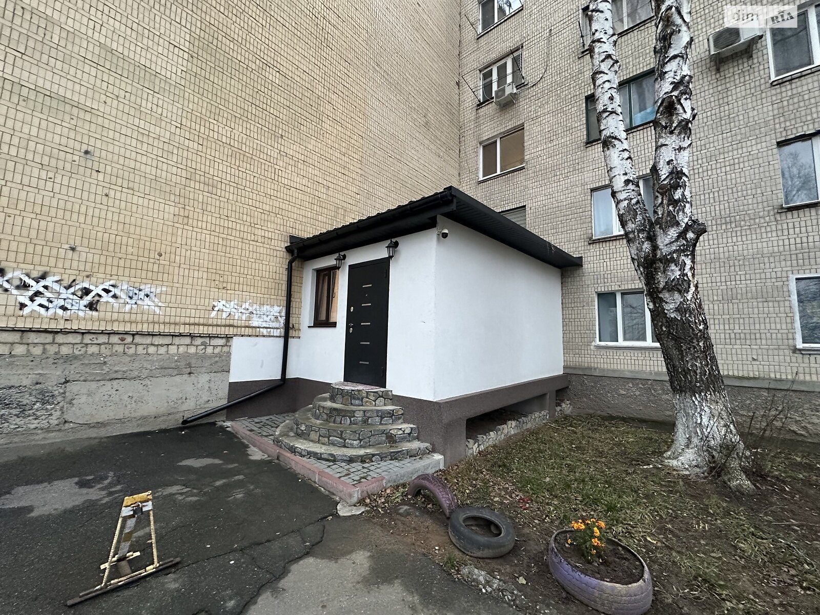 Кімната в Вінниці на вул. Лялі Ратушної 132 в районі Слов’янка на продаж фото 1 Кімната в Вінниці на вул. Лялі Ратушної 132 в районі Слов’янка на продаж фото 1