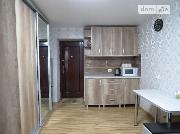 Комната в Виннице, на ул. Юрия Смирнова в районе Старый город на продажу фото 1 Комната в Виннице, на ул. Юрия Смирнова в районе Старый город на продажу фото 1