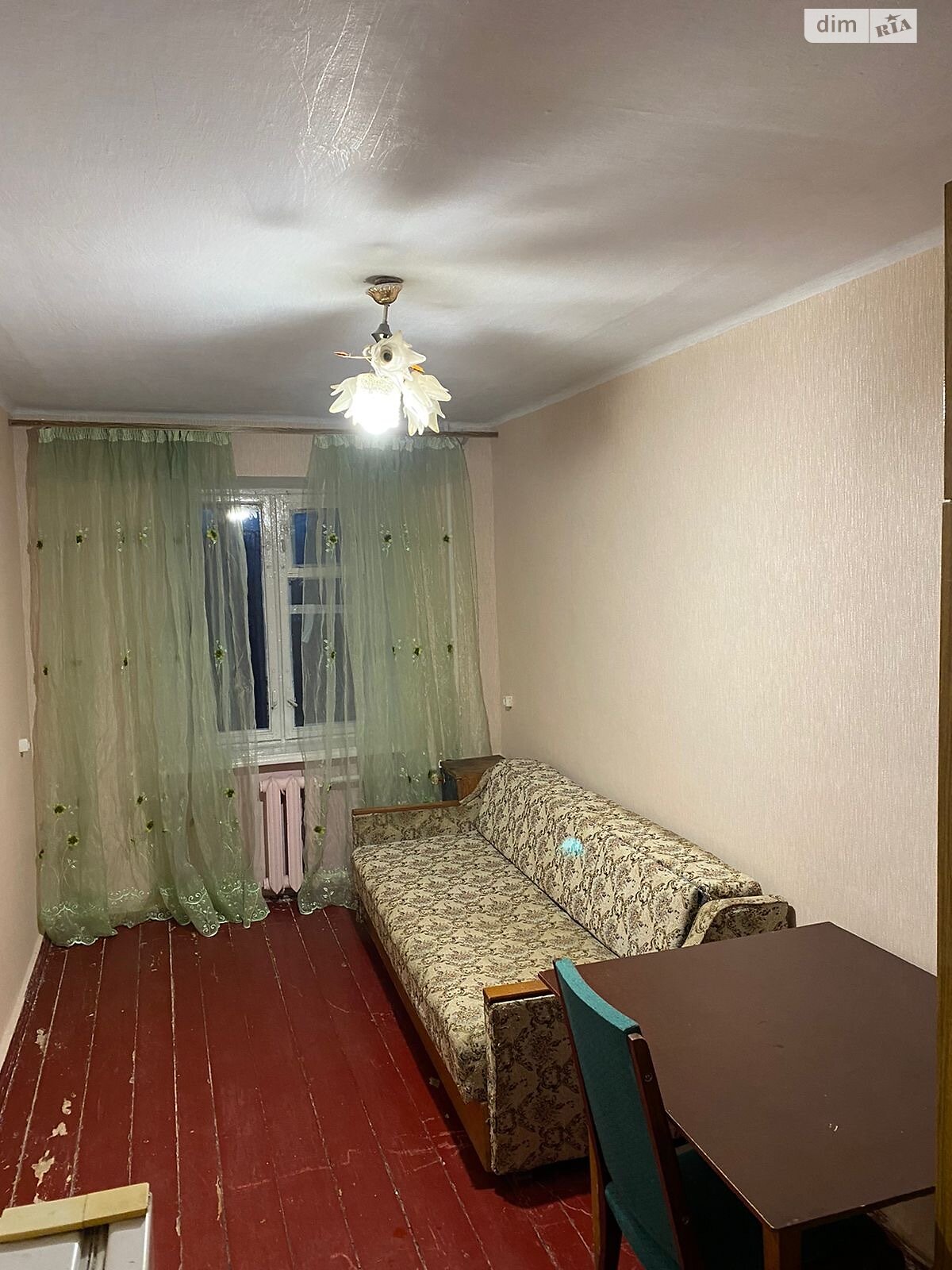 Кімната в Вінниці на вул. Князів Коріатовичів в районі Свердловський масив на продаж фото 1 Кімната в Вінниці на вул. Князів Коріатовичів в районі Свердловський масив на продаж фото 1