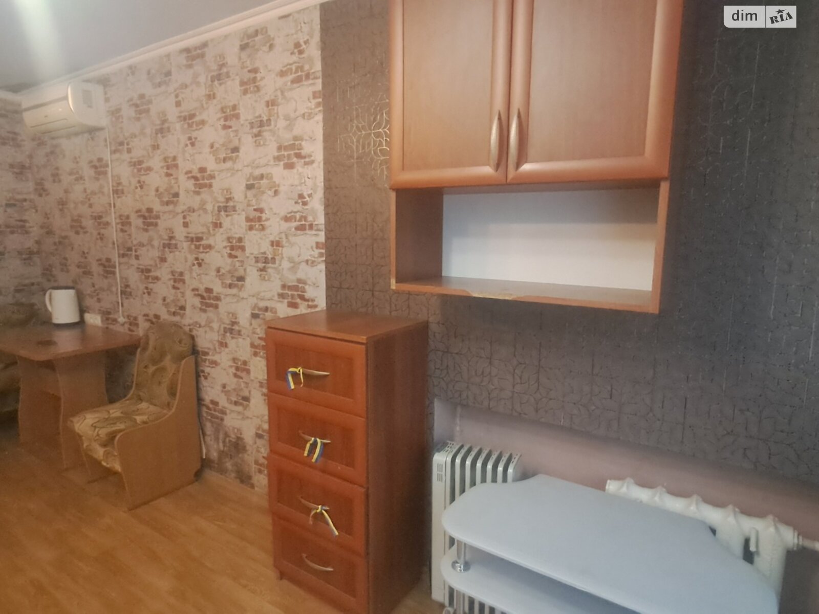 Кімната в Вінниці на вул. Лялі Ратушної в районі Вишенька на продаж фото 1 Кімната в Вінниці на вул. Лялі Ратушної в районі Вишенька на продаж фото 1