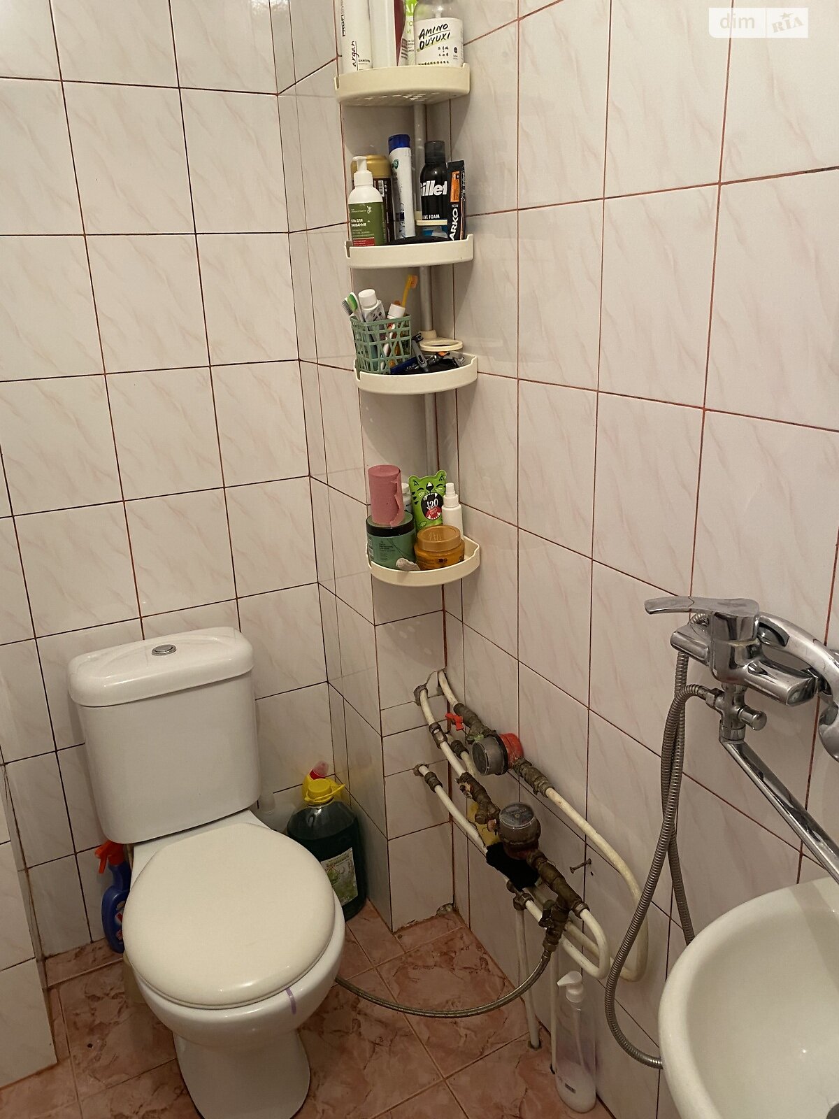 Комната в Виннице, на ул. Николая Ващука в районе Вишенка на продажу фото 1 Комната в Виннице, на ул. Николая Ващука в районе Вишенка на продажу фото 1