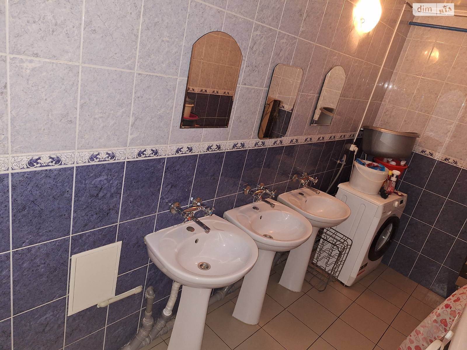 Комната в Виннице, на ул. Василия Порика 47 в районе Вишенка на продажу фото 1 Комната в Виннице, на ул. Василия Порика 47 в районе Вишенка на продажу фото 1