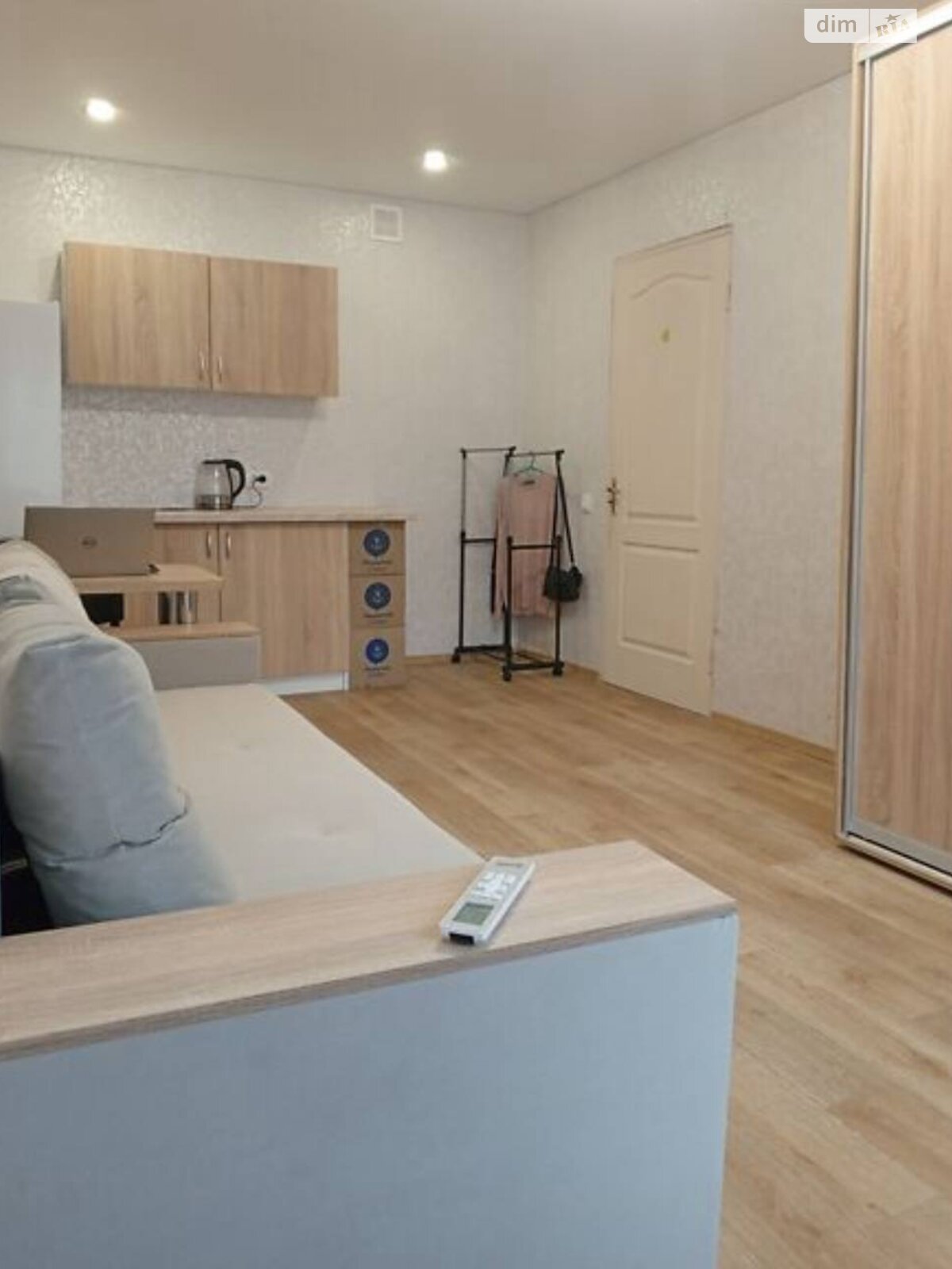 Кімната в Вінниці на просп. Юності в районі Вишенька на продаж фото 1 Кімната в Вінниці на просп. Юності в районі Вишенька на продаж фото 1