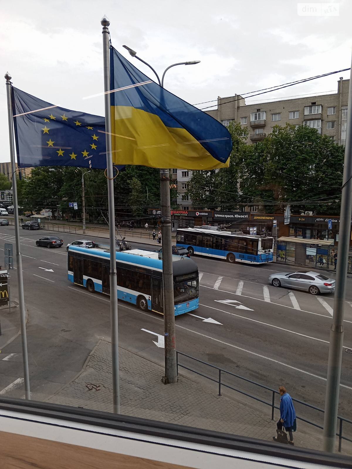 Комната в Виннице, на просп. Юности в районе Вишенка на продажу фото 1 Комната в Виннице, на просп. Юности в районе Вишенка на продажу фото 1