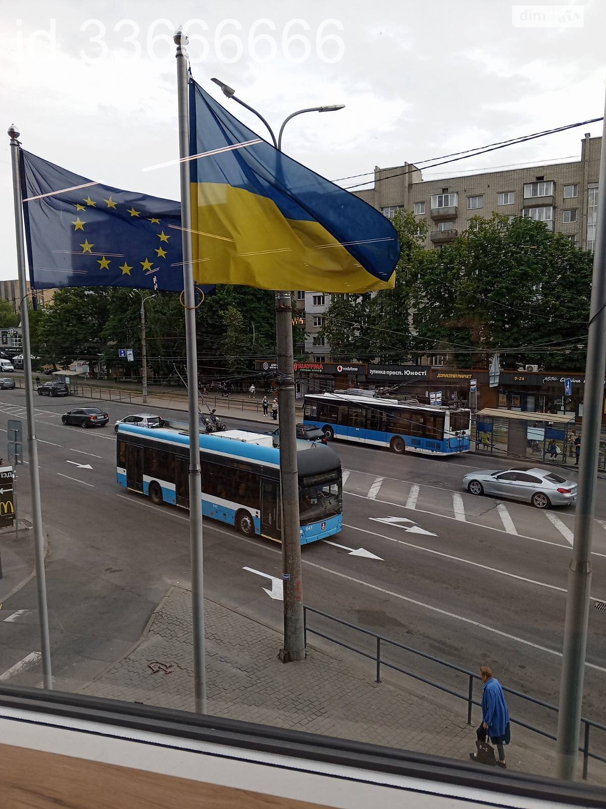 Кімната в Вінниці на просп. Юності в районі Вишенька на продаж фото 1 Кімната в Вінниці на просп. Юності в районі Вишенька на продаж фото 1