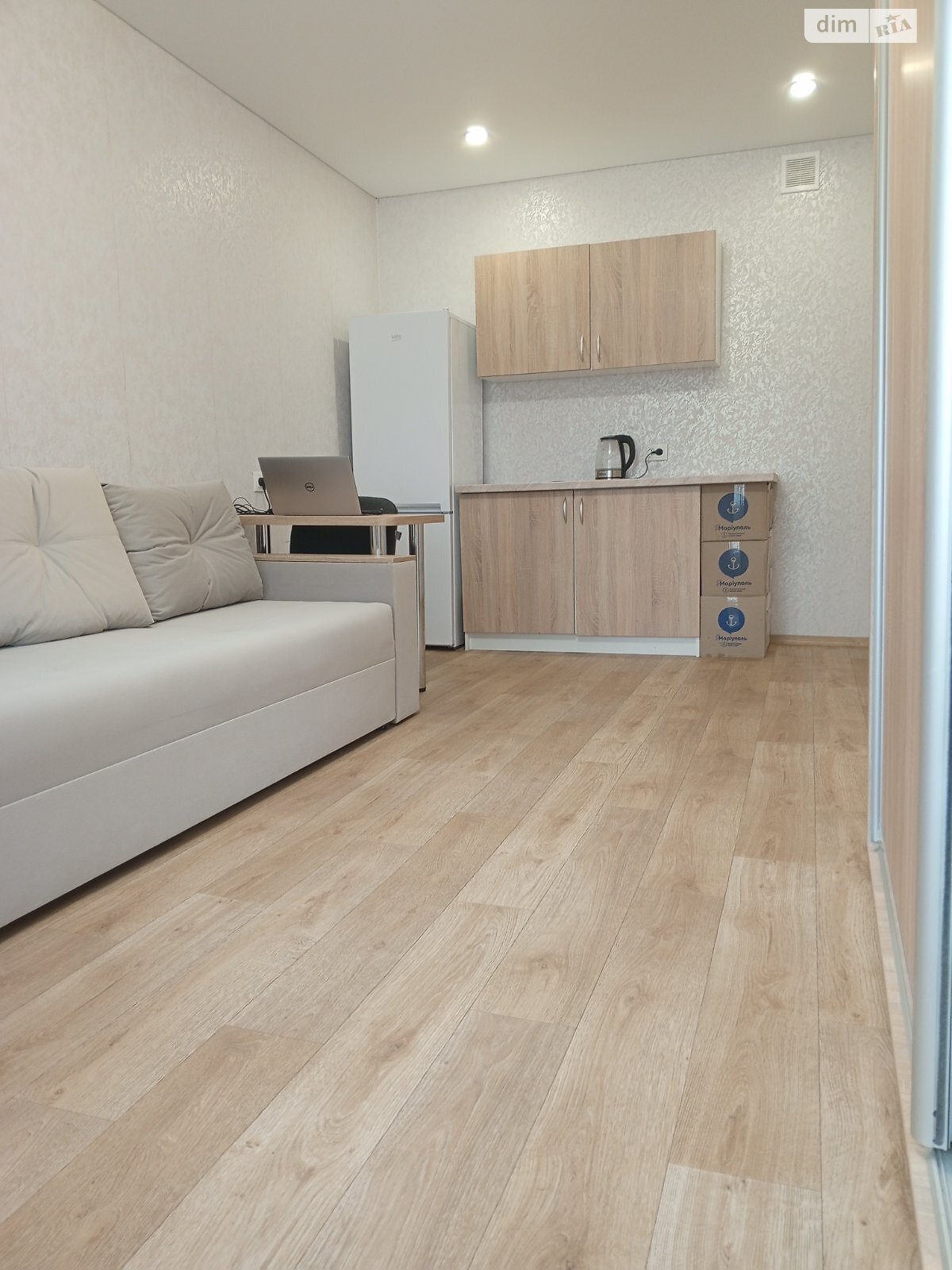 Комната в Виннице, на просп. Юности в районе Вишенка на продажу фото 1 Комната в Виннице, на просп. Юности в районе Вишенка на продажу фото 1