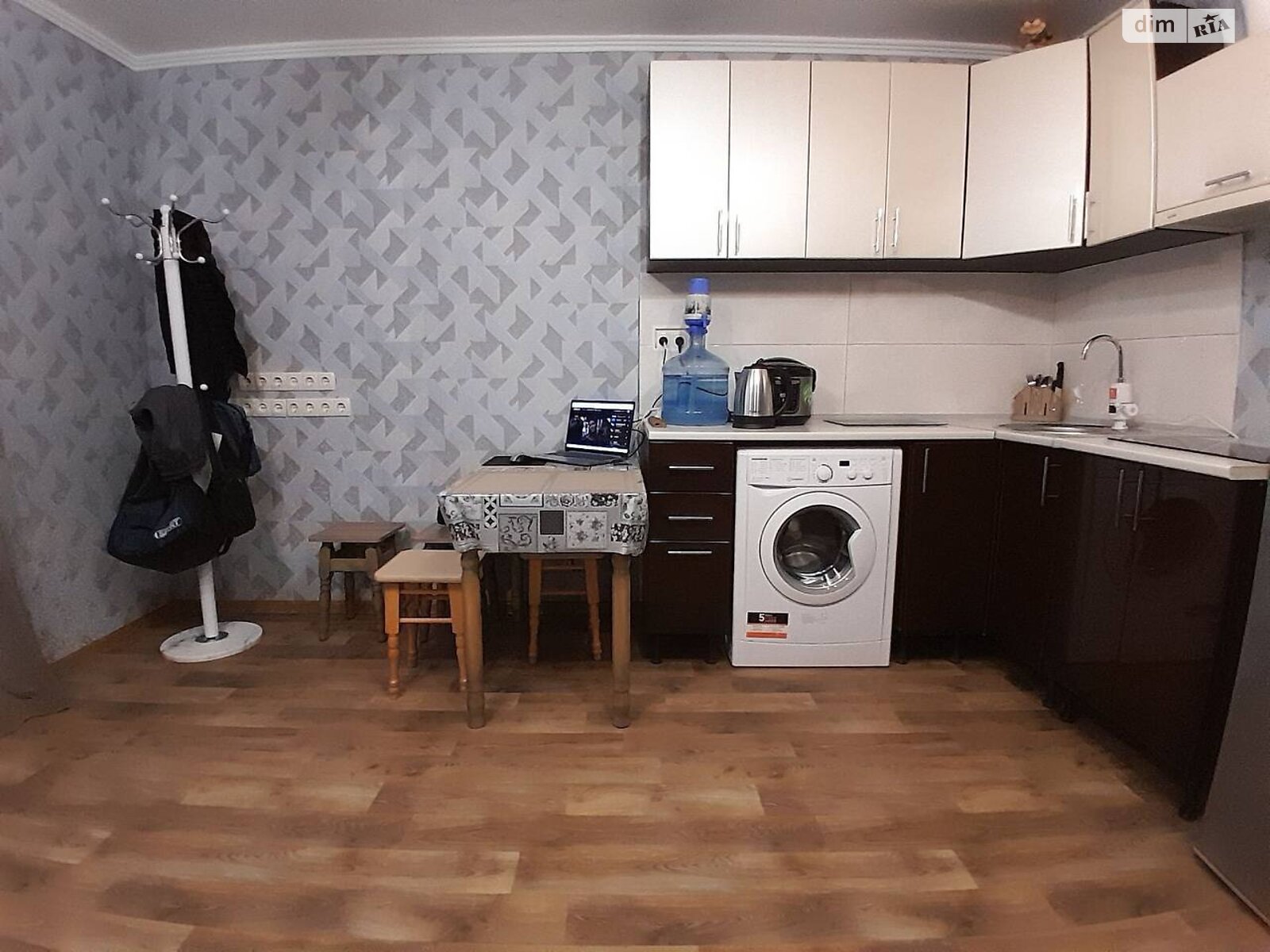 Комната в Виннице, на ул. Сергея Зулинского в районе Водоканал на продажу фото 1 Комната в Виннице, на ул. Сергея Зулинского в районе Водоканал на продажу фото 1