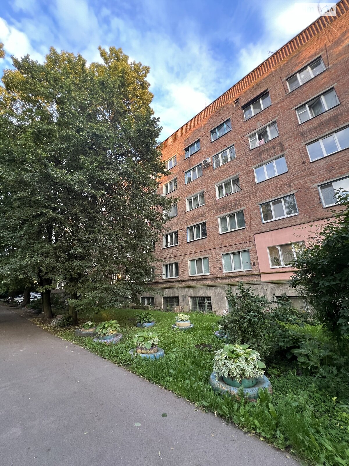 Комната в Виннице, на ул. Антонова Олега в районе Военный городок на продажу фото 1 Комната в Виннице, на ул. Антонова Олега в районе Военный городок на продажу фото 1