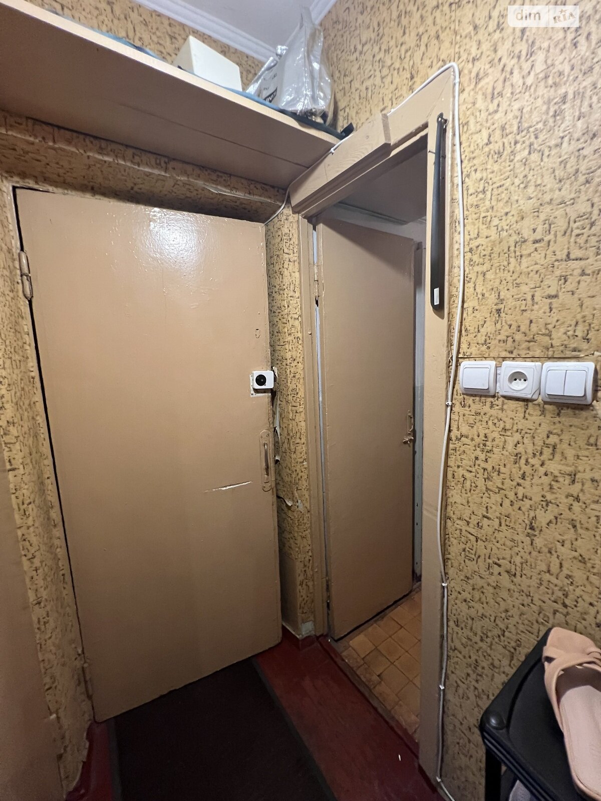 Комната в Виннице, на ул. Антонова Олега в районе Военный городок на продажу фото 1 Комната в Виннице, на ул. Антонова Олега в районе Военный городок на продажу фото 1