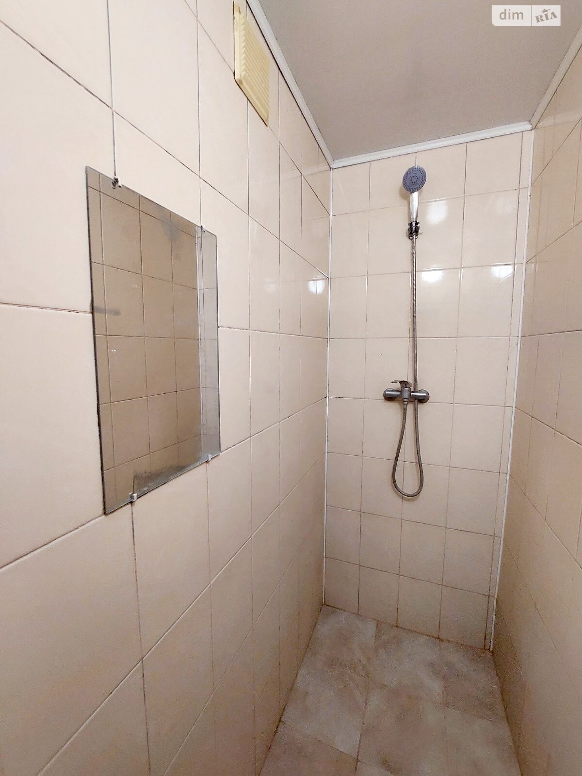 Комната в Виннице, на ул. Дмитрия Белоконя в районе Тяжилов на продажу фото 1 Комната в Виннице, на ул. Дмитрия Белоконя в районе Тяжилов на продажу фото 1