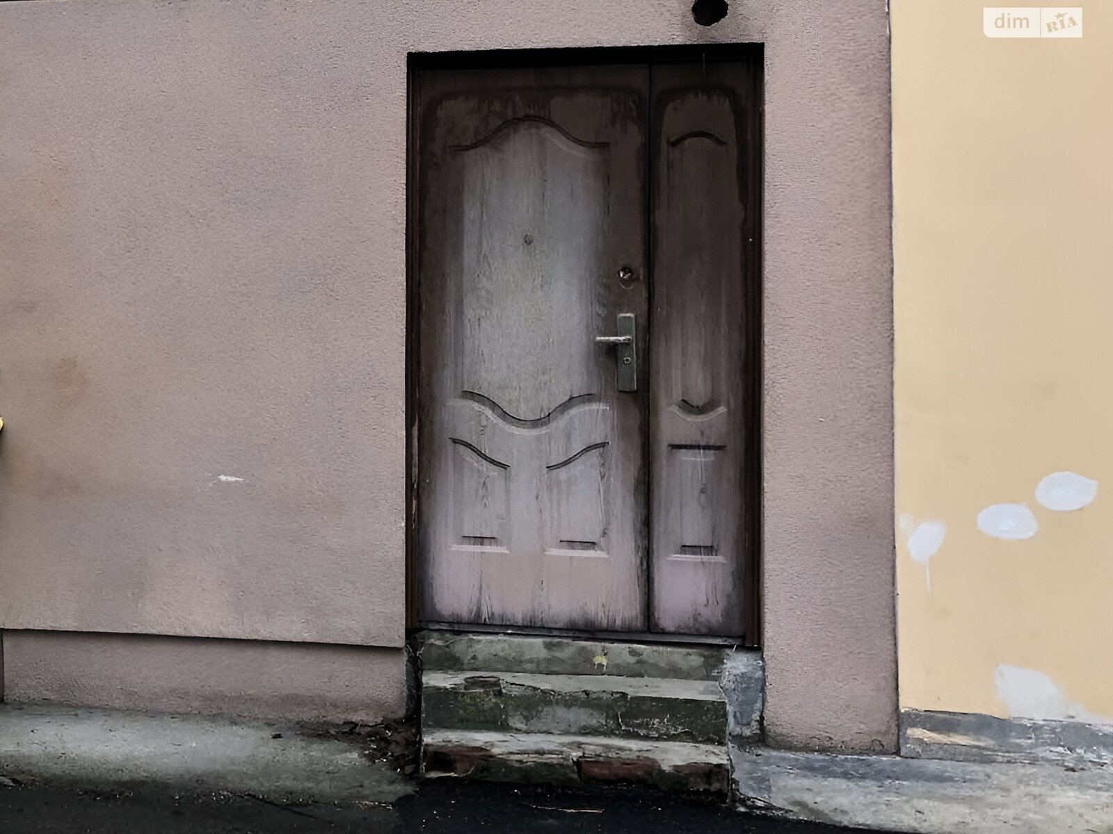 Кімната в Вінниці на 1-й пров. Індустріальний 10 в районі Замостянський на продаж фото 1 Кімната в Вінниці на 1-й пров. Індустріальний 10 в районі Замостянський на продаж фото 1