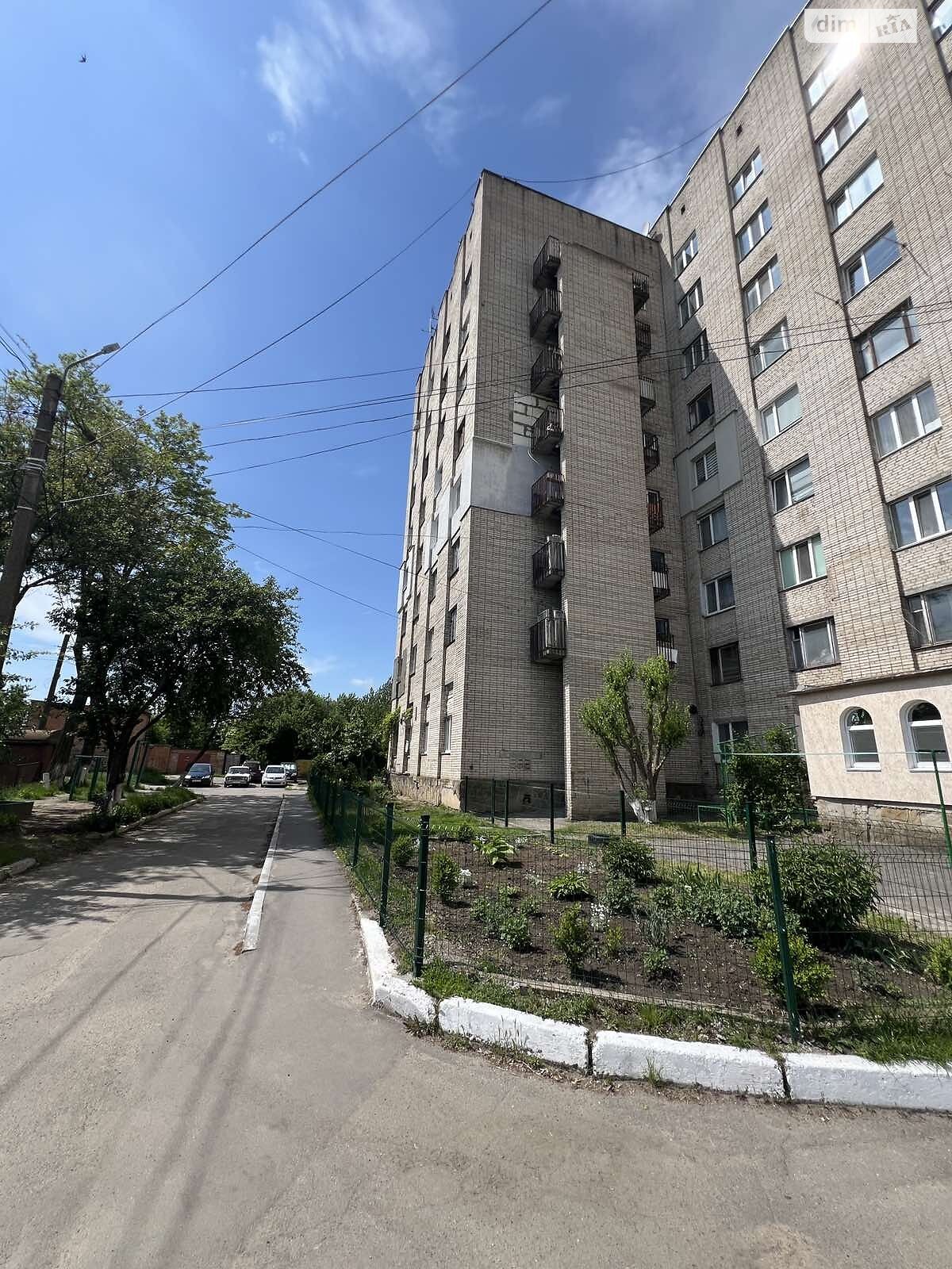 Кімната в Вінниці на шосе Немирівське 82 в районі Замостянський на продаж фото 1 Кімната в Вінниці на шосе Немирівське 82 в районі Замостянський на продаж фото 1