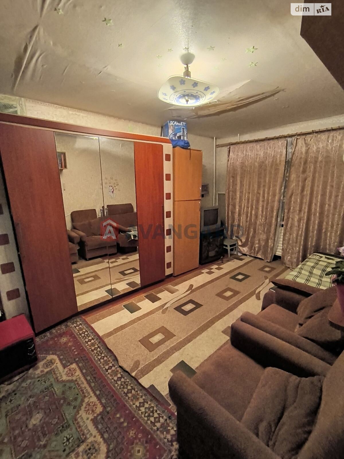 Комната в Запорожье, на ул. Энтузиастов 21 в районе Хортицкий на продажу фото 1 Комната в Запорожье, на ул. Энтузиастов 21 в районе Хортицкий на продажу фото 1