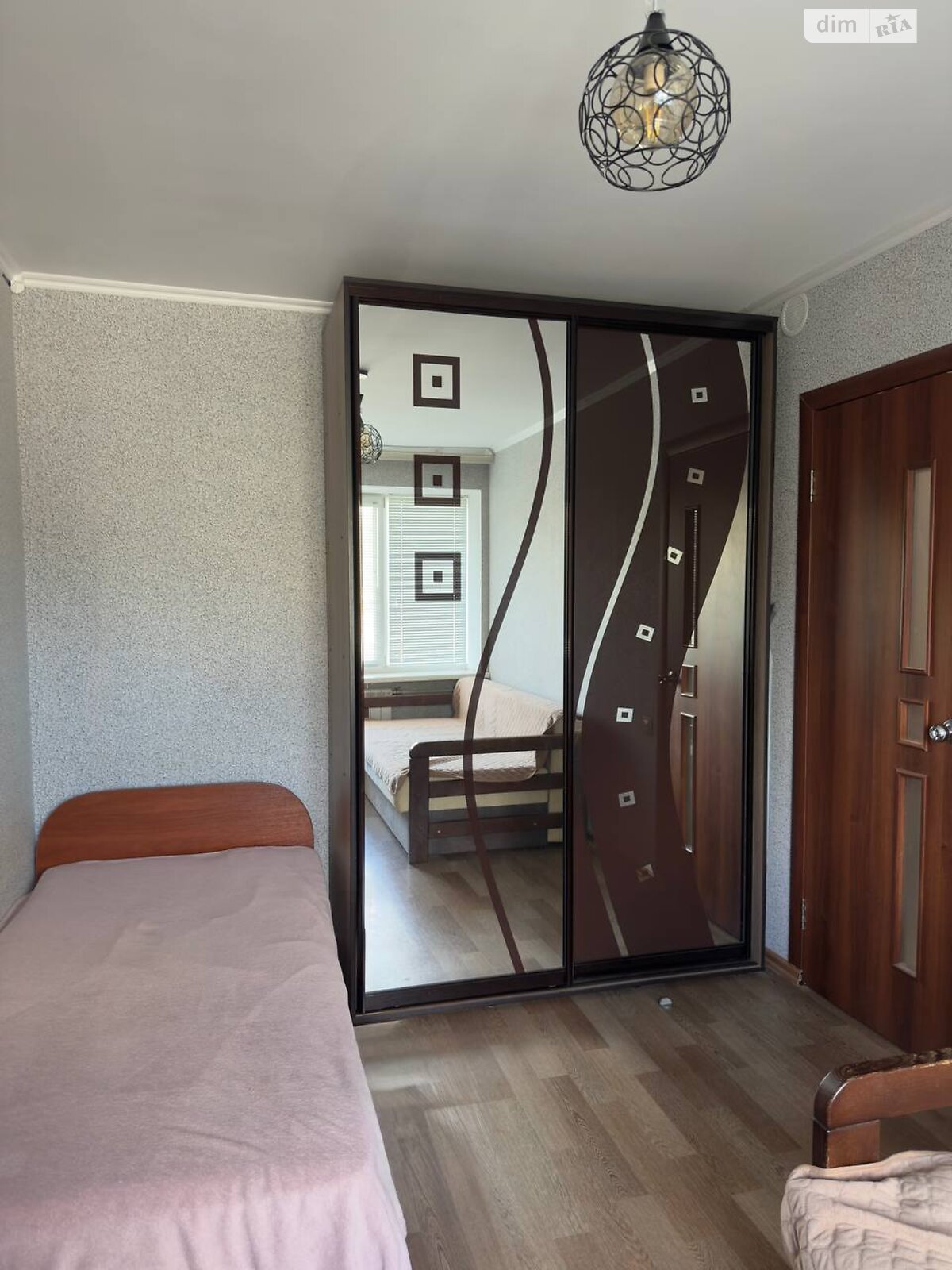 Кімната в Запоріжжі на вул. Окружна 4, кв. 11 в районі Шевченківський на продаж фото 1 Кімната в Запоріжжі на вул. Окружна 4, кв. 11 в районі Шевченківський на продаж фото 1