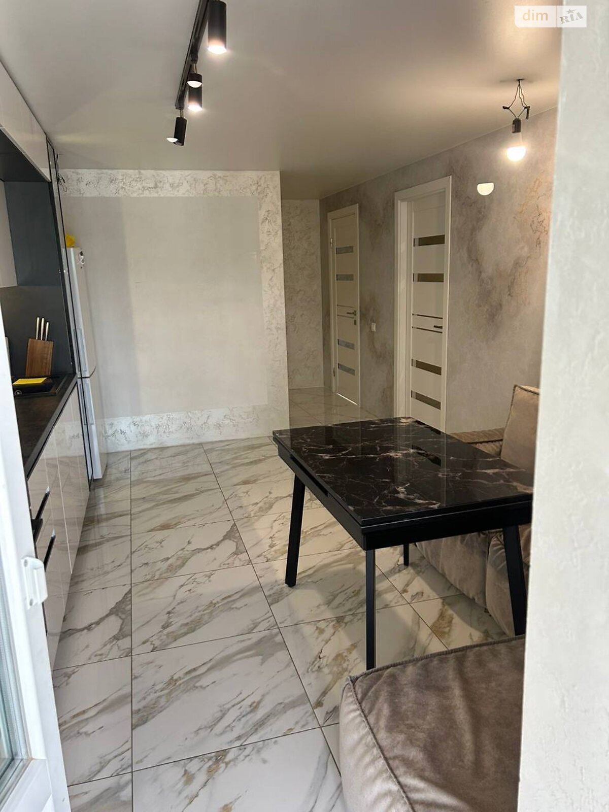 Продажа двухкомнатной квартиры в Агрономичном, на ул. Центральная 5, фото 1 Продажа двухкомнатной квартиры в Агрономичном, на ул. Центральная 5, фото 1