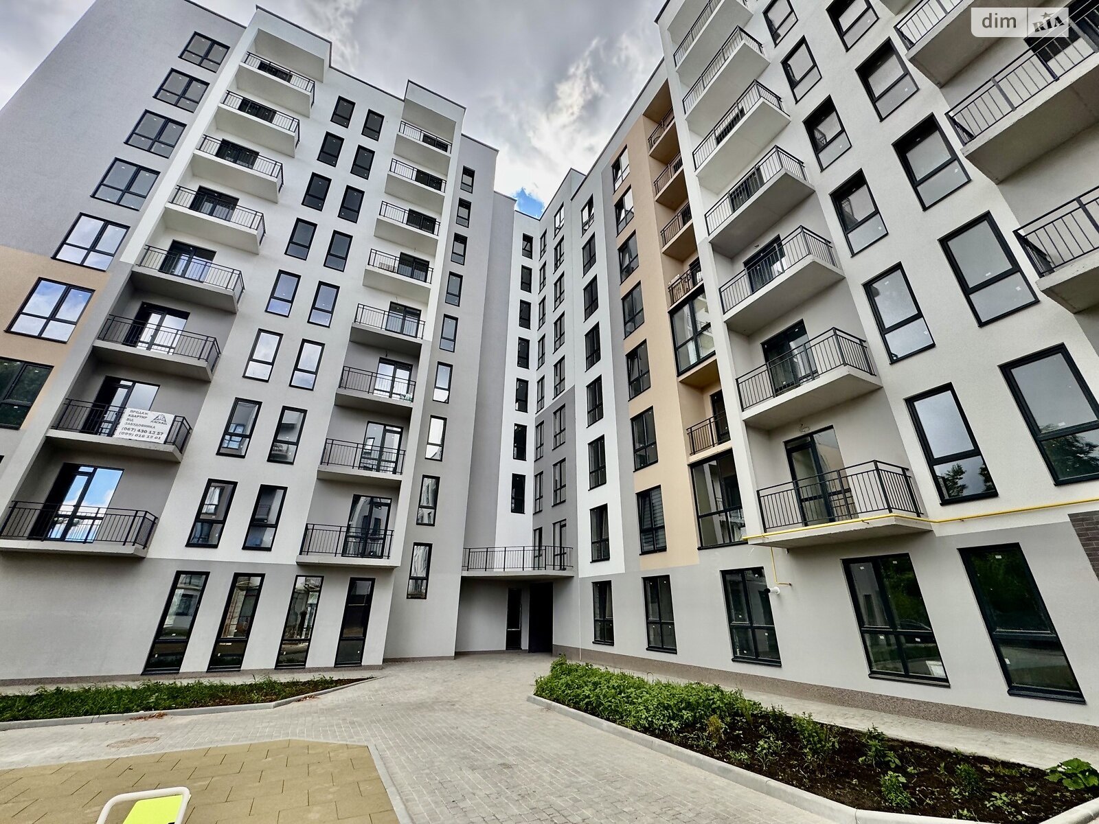 Продаж однокімнатної квартири в Агрономічному, на вул. Центральна 10, фото 1 Продаж однокімнатної квартири в Агрономічному, на вул. Центральна 10, фото 1