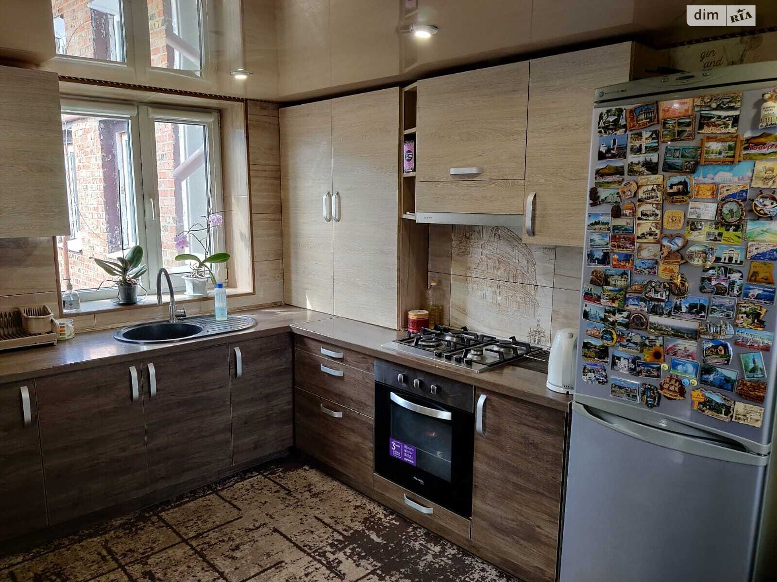 Продаж двокімнатної квартири в Охтирці, на вул. Євгена Ткаченка, район Охтирка фото 1 Продаж двокімнатної квартири в Охтирці, на вул. Євгена Ткаченка, район Охтирка фото 1