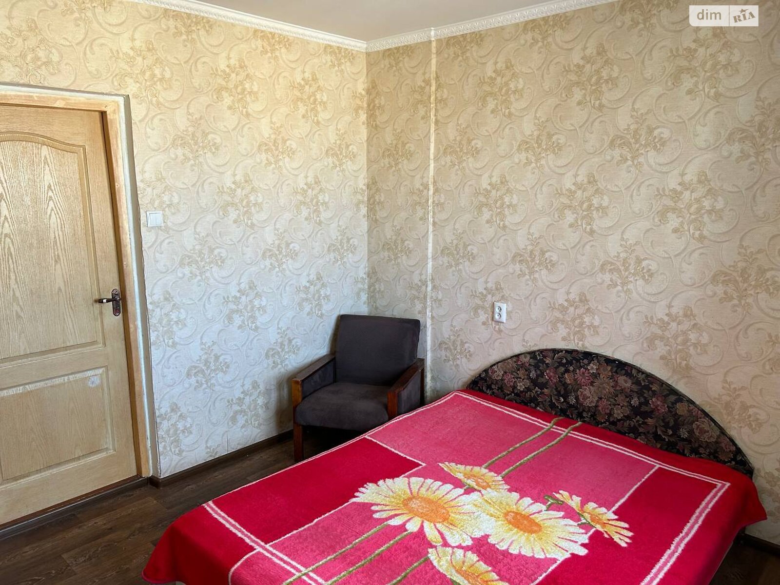 Продажа трехкомнатной квартиры в Ахтырке, на ул. Полтавская 10Б, район Ахтырка фото 1