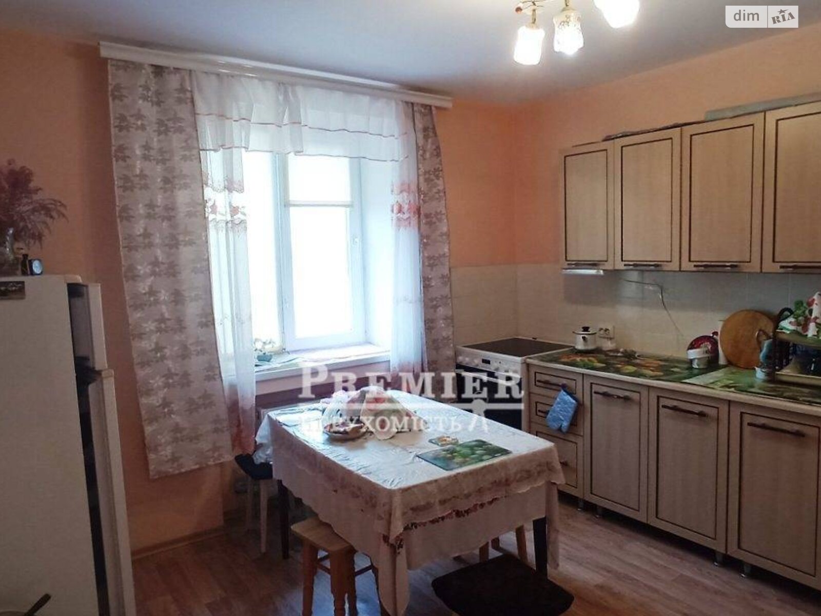 Продажа двухкомнатной квартиры в Александровке, на ул. Перемоги, фото 1 Продажа двухкомнатной квартиры в Александровке, на ул. Перемоги, фото 1