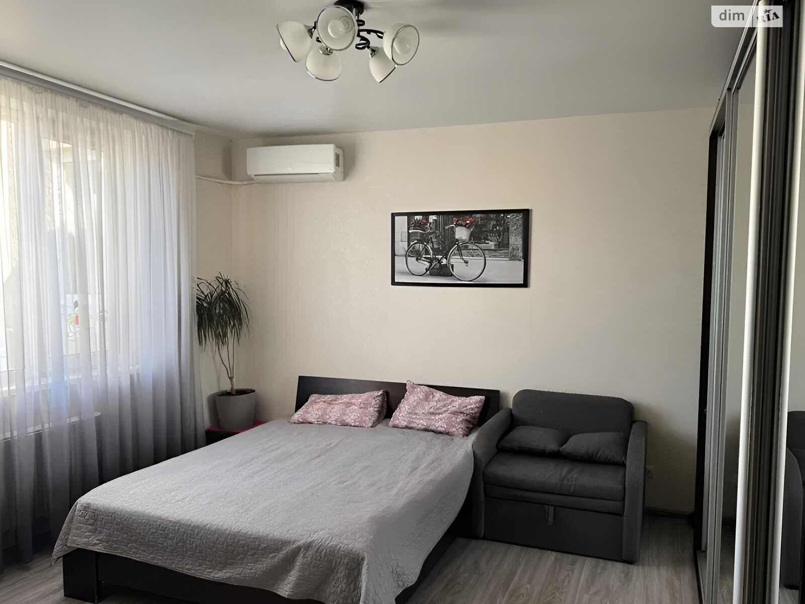Продаж двокімнатної квартири в Авангарді, на вул. Європейська, фото 1 Продаж двокімнатної квартири в Авангарді, на вул. Європейська, фото 1