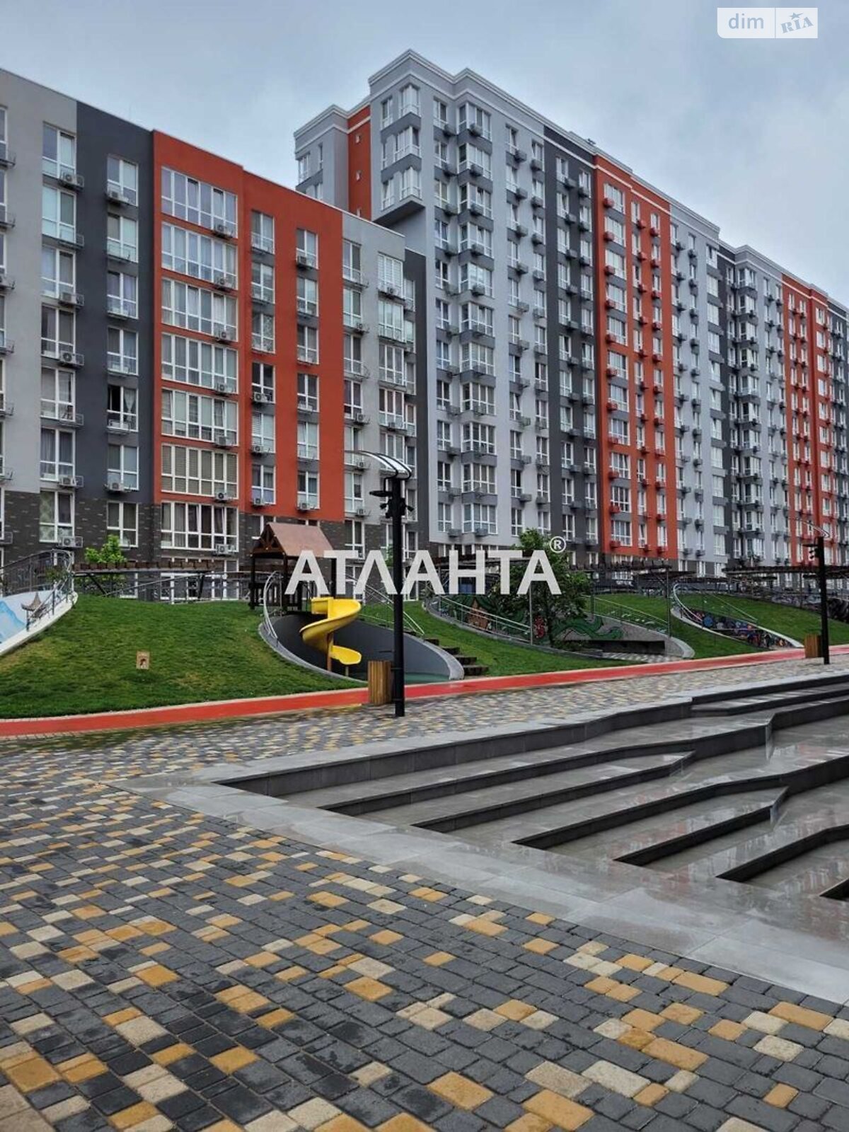 Продаж трикімнатної квартири в Авангарді, на вул. Василя Спрейса, фото 1