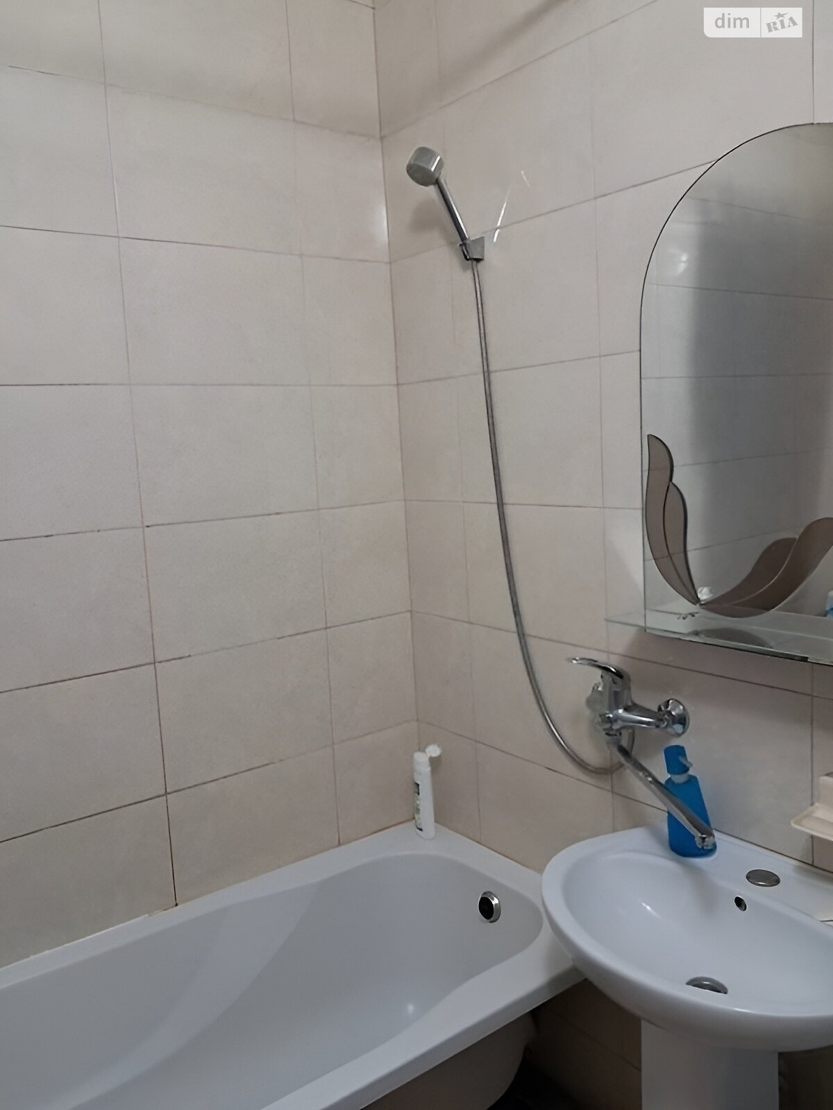 Продаж двокімнатної квартири в Авангарді, на вул. Проїзна, фото 1 Продаж двокімнатної квартири в Авангарді, на вул. Проїзна, фото 1