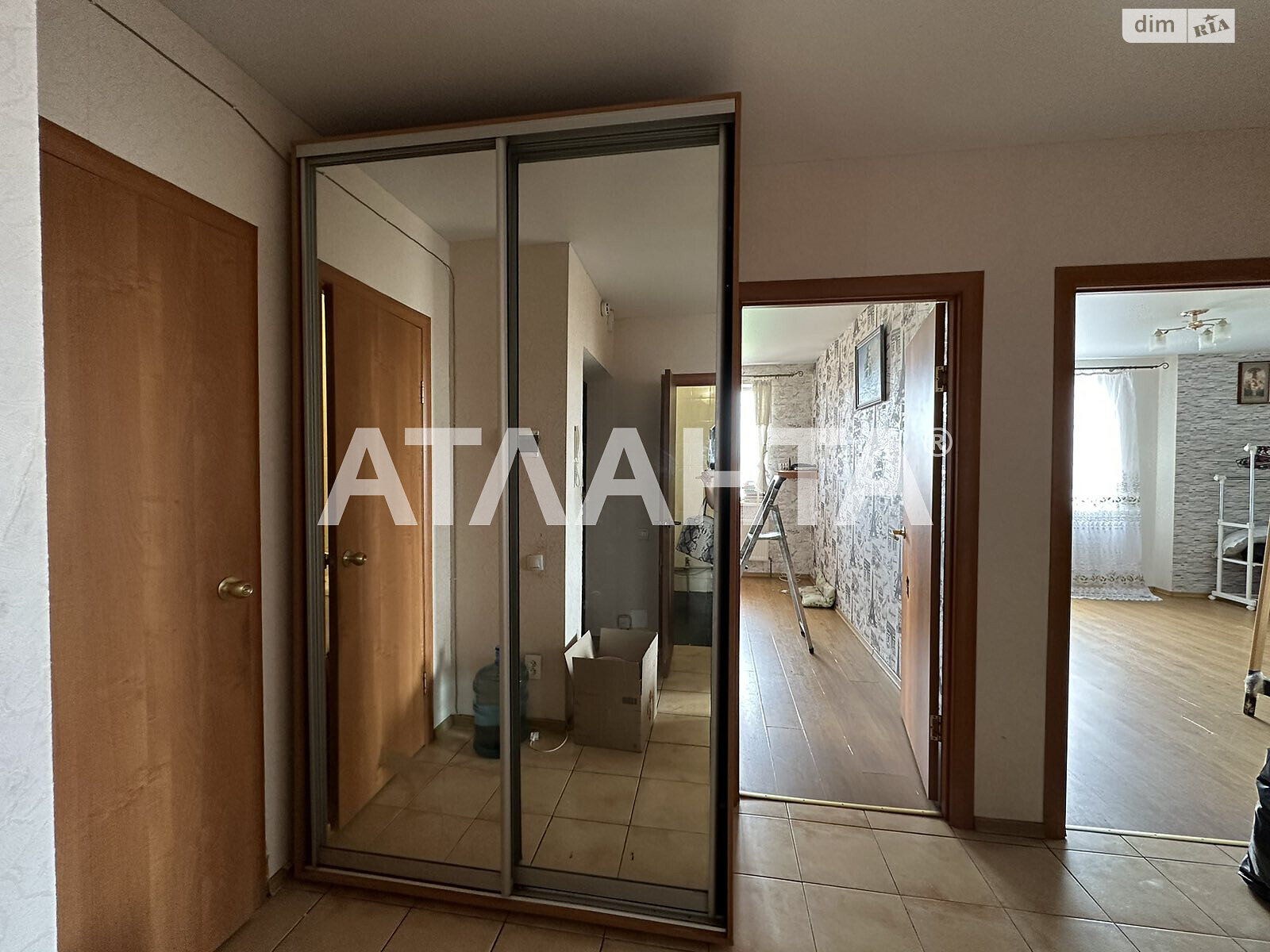 Продаж трикімнатної квартири в Авангарді, на вул. Торгова 13, фото 1 Продаж трикімнатної квартири в Авангарді, на вул. Торгова 13, фото 1