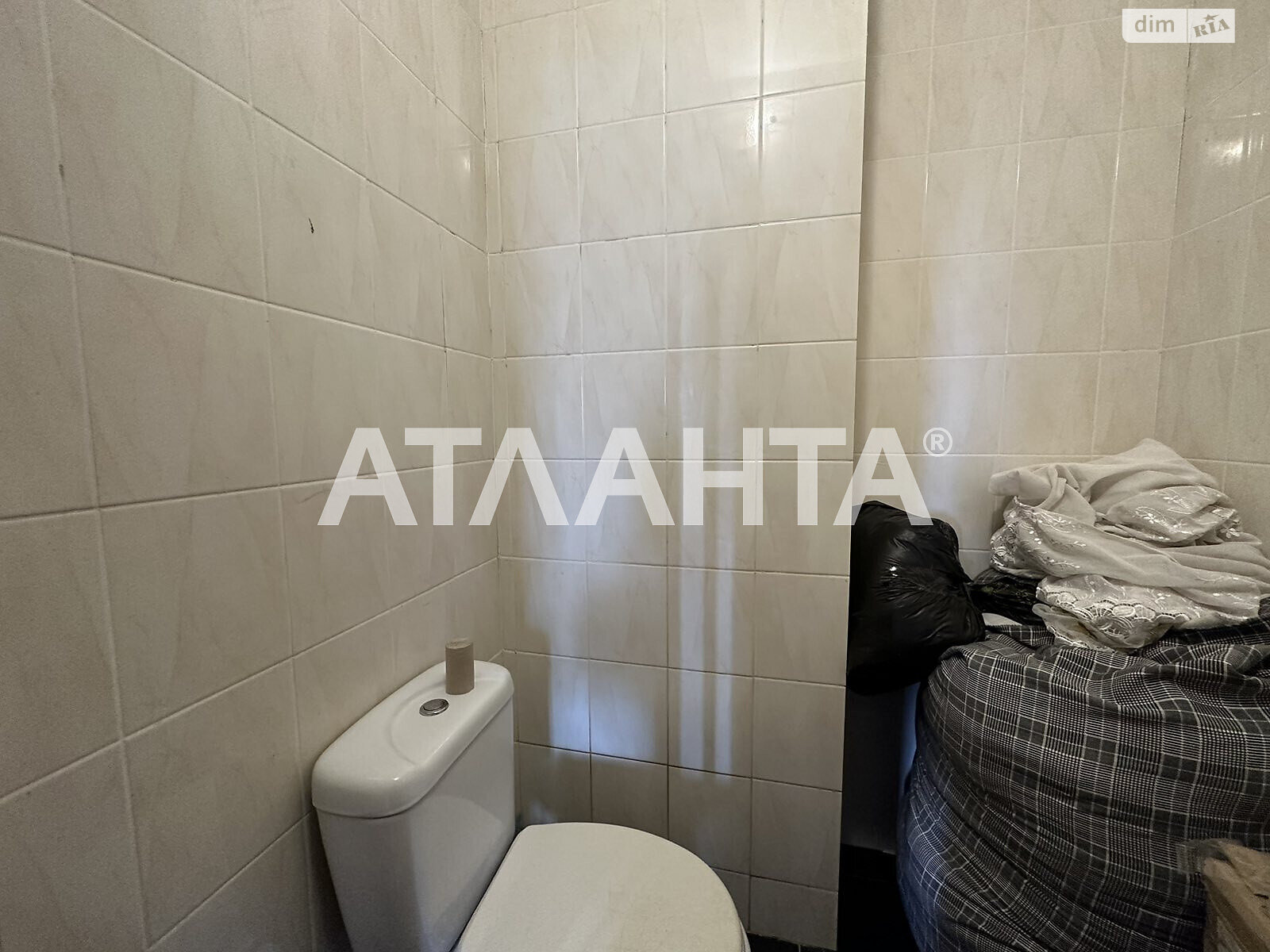 Продаж трикімнатної квартири в Авангарді, на вул. Торгова 13, фото 1 Продаж трикімнатної квартири в Авангарді, на вул. Торгова 13, фото 1