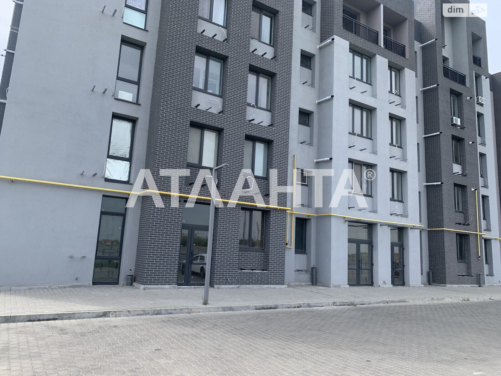Продаж трикімнатної квартири в Авангарді, на вул. Василя Спрейса, фото 1 Продаж трикімнатної квартири в Авангарді, на вул. Василя Спрейса, фото 1