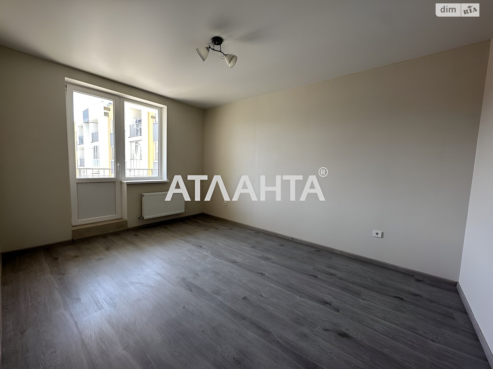Продаж трикімнатної квартири в Авангарді,, фото 1 Продаж трикімнатної квартири в Авангарді,, фото 1