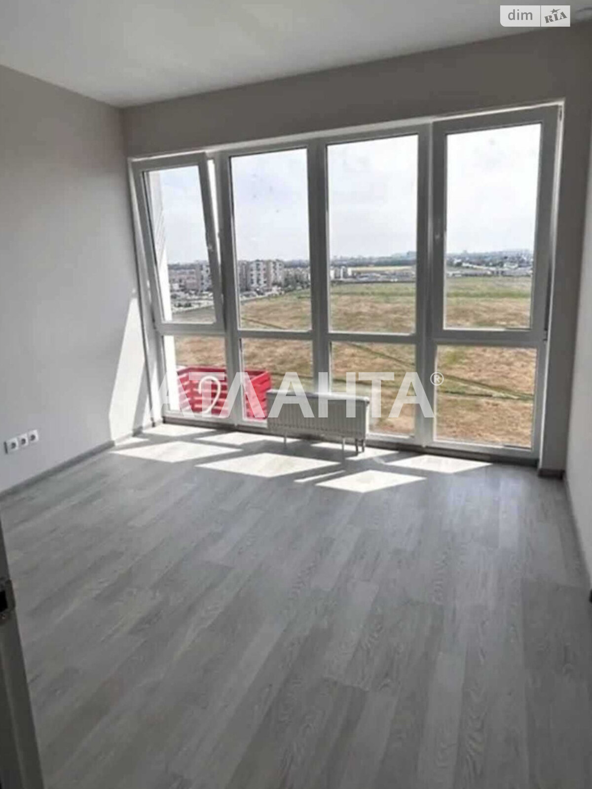 Продаж трикімнатної квартири в Авангарді,, фото 1 Продаж трикімнатної квартири в Авангарді,, фото 1