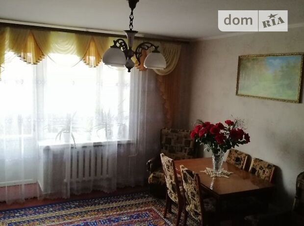 Продаж чотирикімнатної квартири в Барі на Героів майдану район Бар фото 1 Продаж чотирикімнатної квартири в Барі на Героів майдану район Бар фото 1