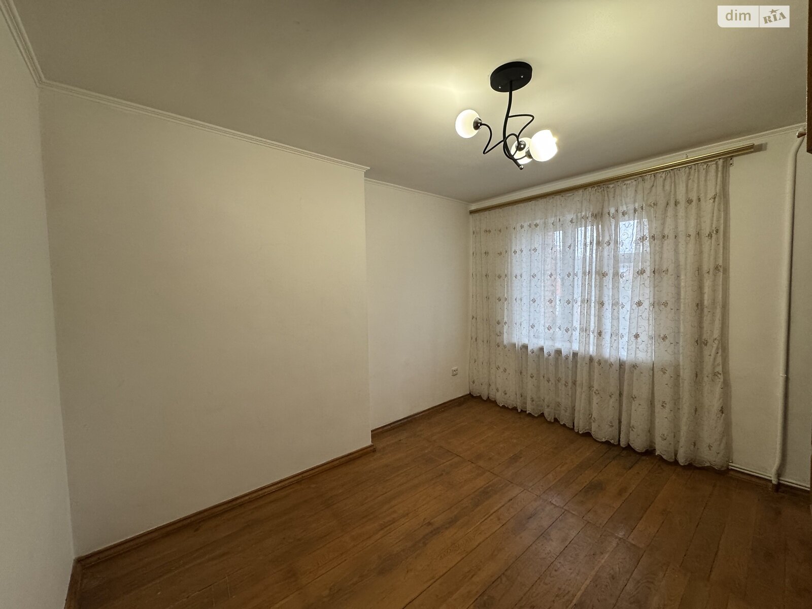 Продажа трехкомнатной квартиры в Баре, на ул. Гончарная 21, фото 1