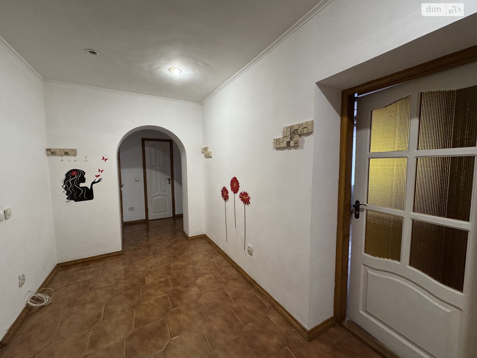 Продажа трехкомнатной квартиры в Баре, на ул. Гончарная 21, фото 1